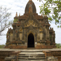 Răsărit versus apus printre templele din Bagan