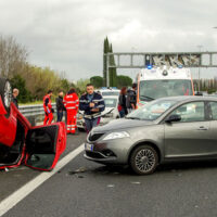 Ce trebuie să faci în cazul unui accident rutier?